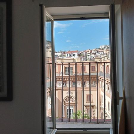 Barbaja Suites In Street Toledo 205 Napoli Phòng bức ảnh