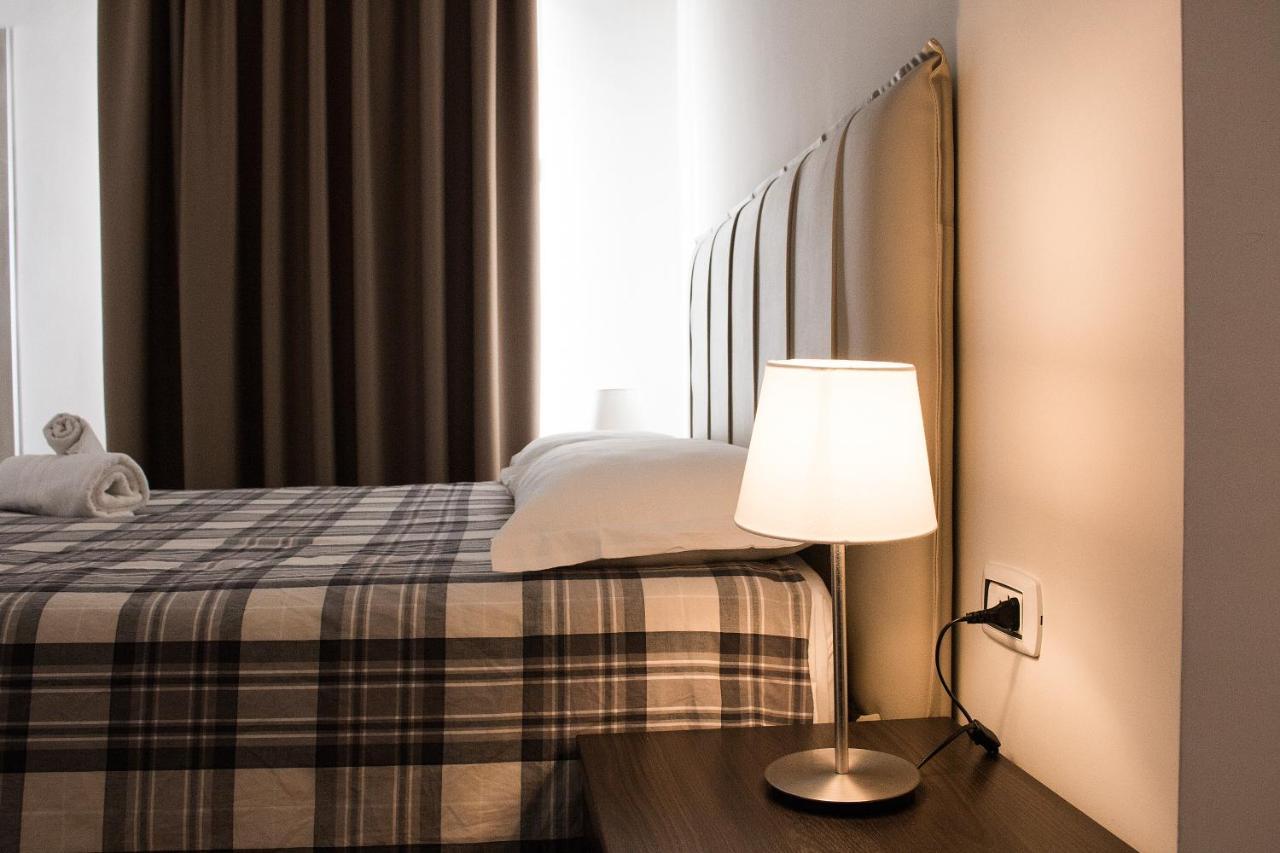 Barbaja Suites In Street Toledo 205 Napoli Ngoại thất bức ảnh